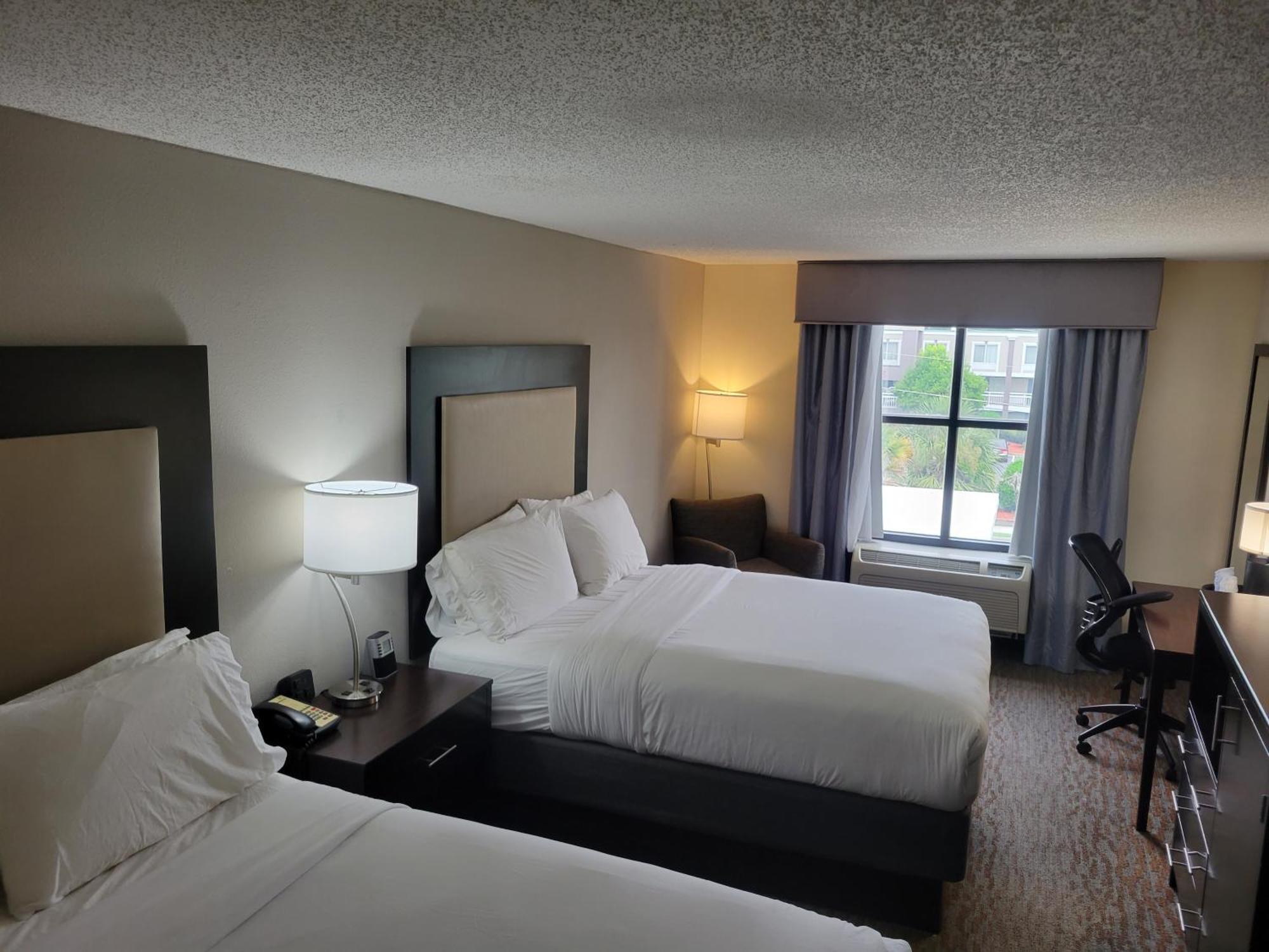 Holiday Inn Hotel Atlanta-Northlake, A Full Service Hotel Tucker Exterior foto