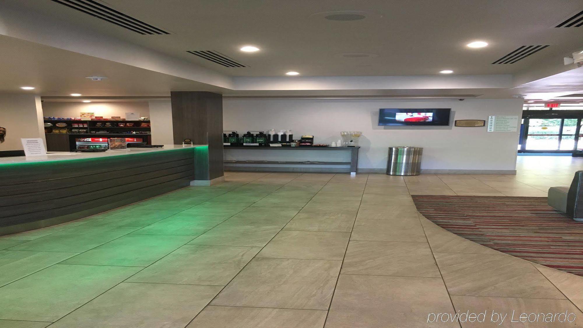 Holiday Inn Hotel Atlanta-Northlake, A Full Service Hotel Tucker Exterior foto